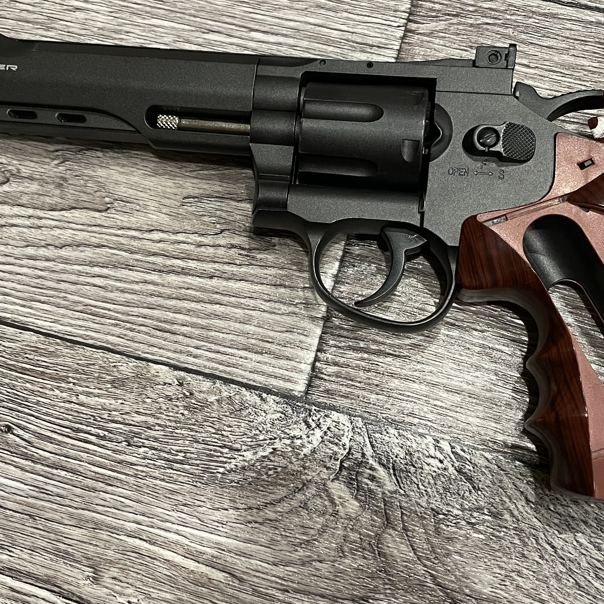 Пневматический револьвер Borner Super Sport 702