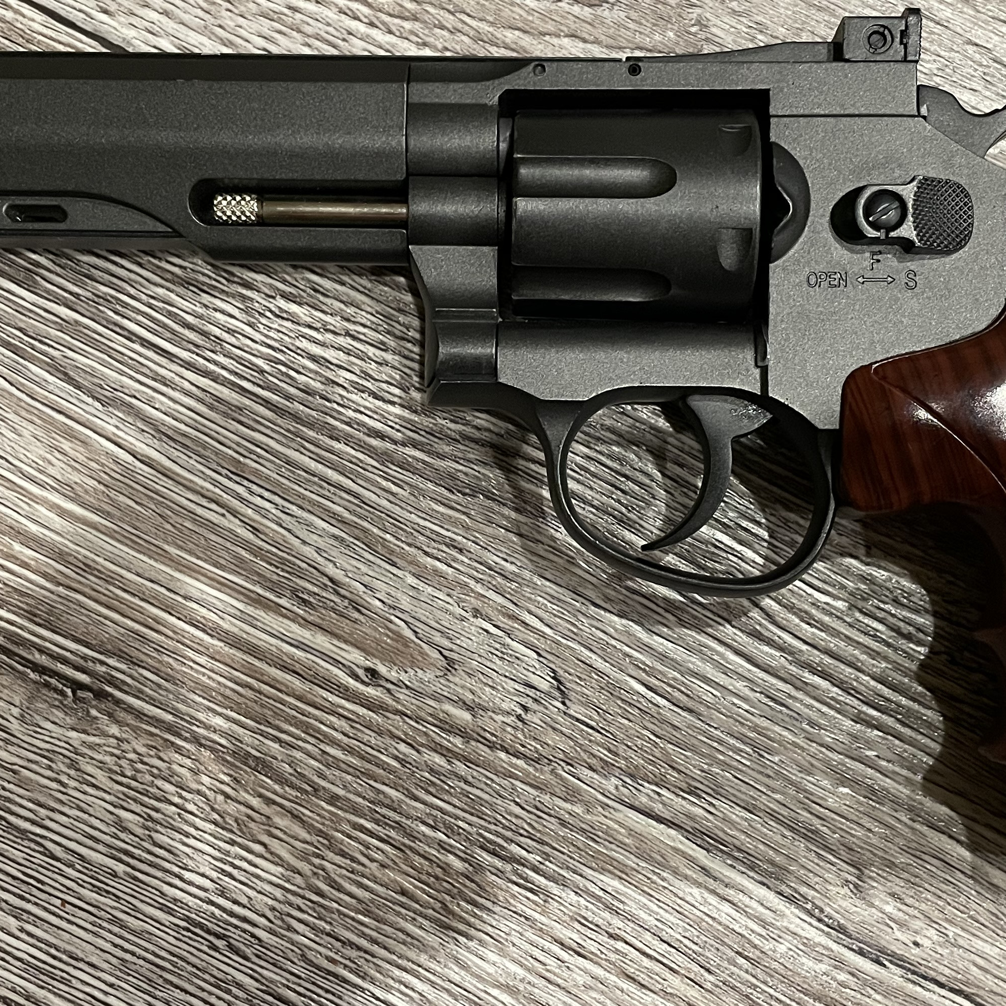 Пневматический револьвер Borner Super Sport 702