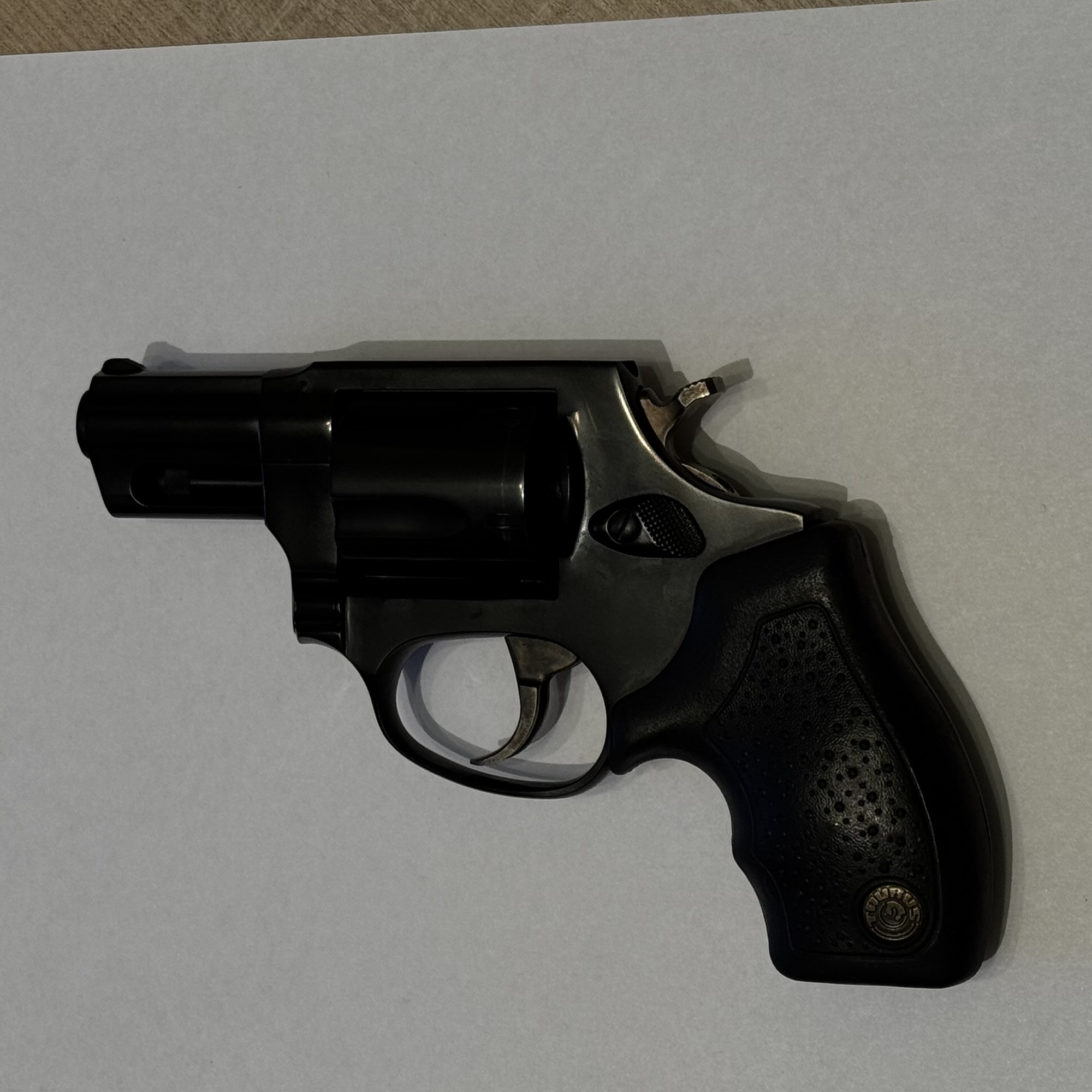 Револьвер Taurus