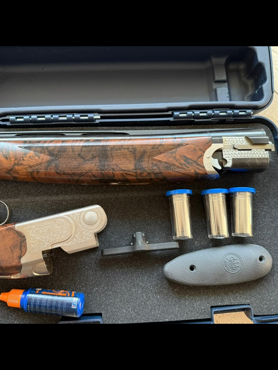 Beretta 686 Silver Pigeon S 12/76, без настрела, полный комплект.