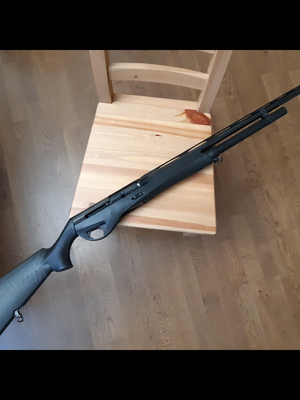 Benelli vinci black 12/76