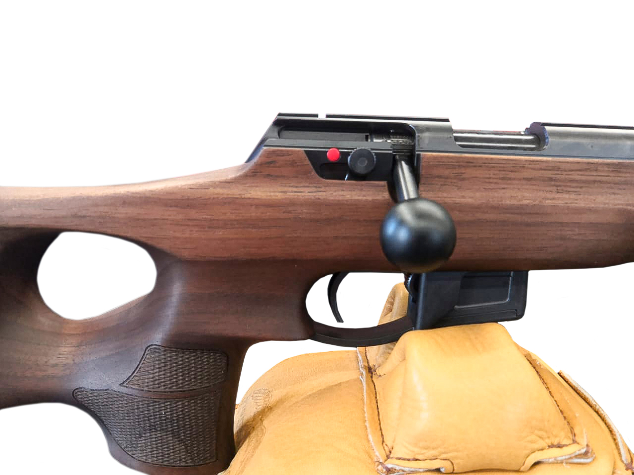 Карабин Anschutz 1761 D HB Walnut thumbhole 51,5см 22LR резьба